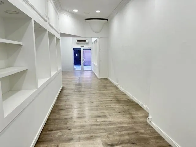 LOCAL COMERCIAL EN VENTA EN PLENO CENTRO DE MANRESA CALLE BORN — 4