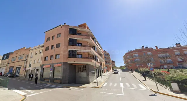 Apartamento 2 habitaciones 84m² en venta - Cerca de igualada - foto 2