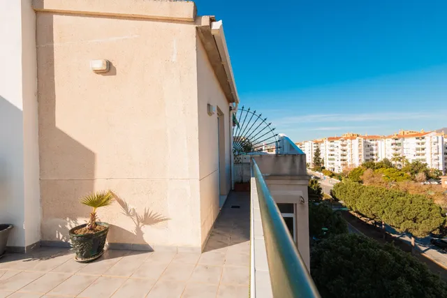 EXCLUSIVO ÁTICO EN PUERTA BLANCA - MÁLAGA — 46