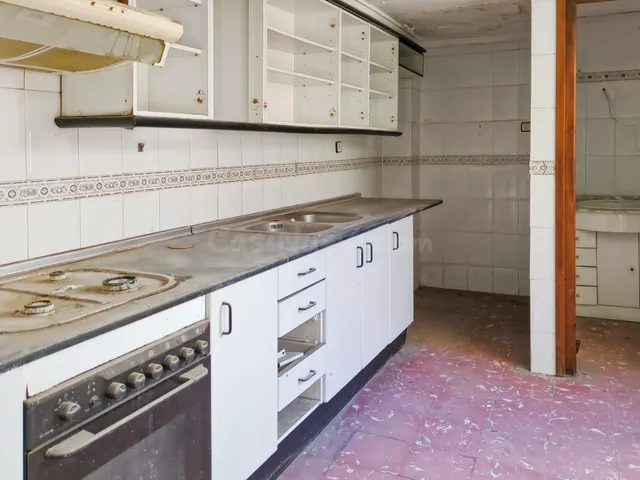 Amplia Casa en Playa Puerto de Sagunto a Solo 200 Metros del - foto 5