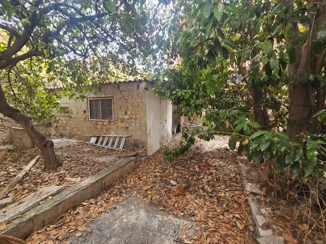 Oportunidad Única: Solar de 360m2 Haciendo Esquina en el Bar - foto 2