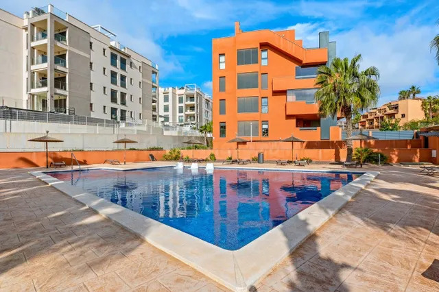 APARTAMENTO DE 2 DORMITORIOS Y 2 BAÑOS EN ORIHUELA COSTA — 10