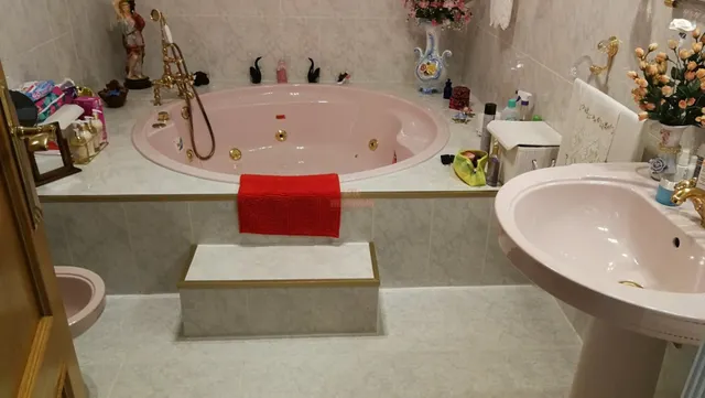 SORPRENDENTE...SE VENDE CASA DE LUJO INDEPENDIENTE, CON LOCAL, A 3 MINUTOS DEL CENTRO DE ALBACETE — 16