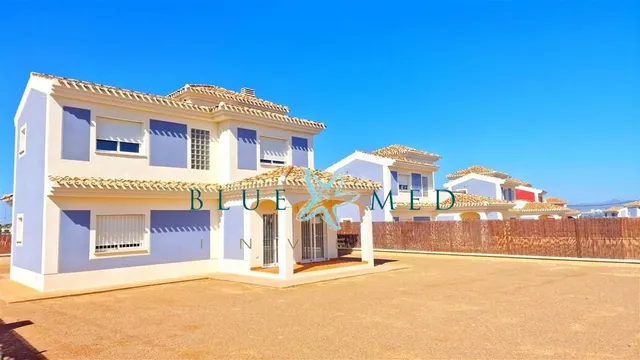 50 chalets independientes, construcción típica mediterránea - foto 5