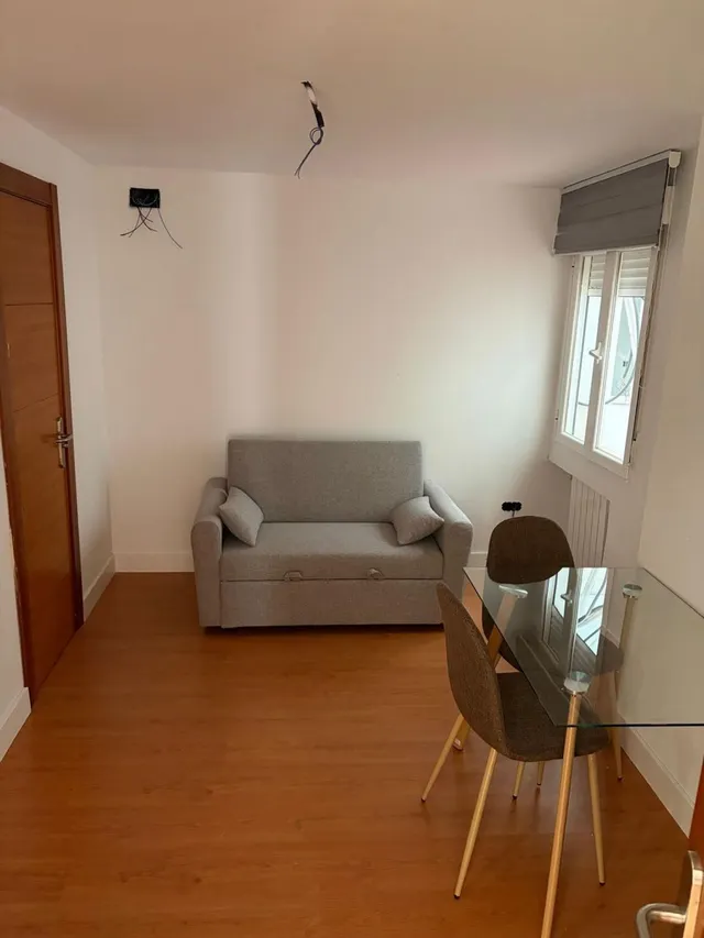 APARTAMENTO EN ALQUILER — 16