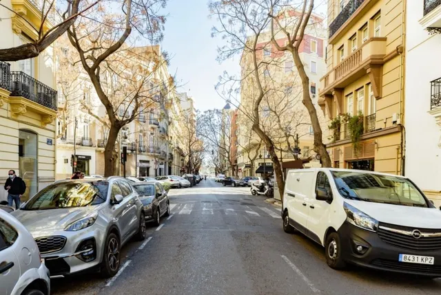 Local comercial 150m² en alquiler - Centro - Sant Francesc - foto 3