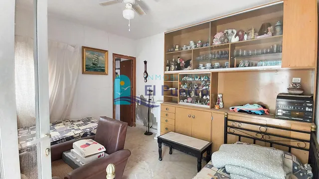 Casa para reformar con apartamento independiente y vistas al mar en isla plana – ref. 1864 — 24
