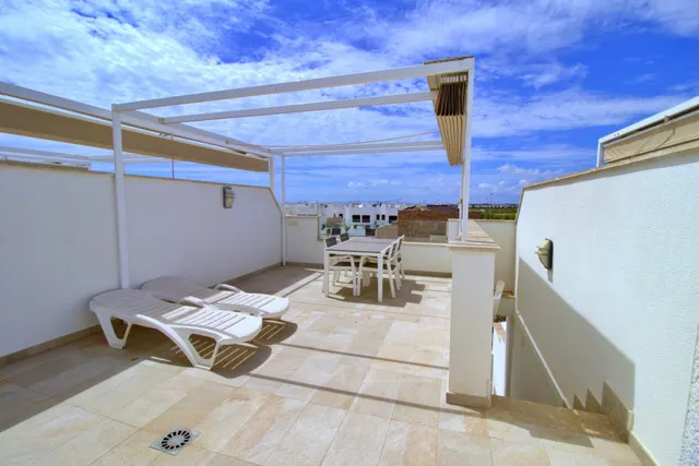 Casa adosada tipo duplex en Torre de la Horadada. — 43
