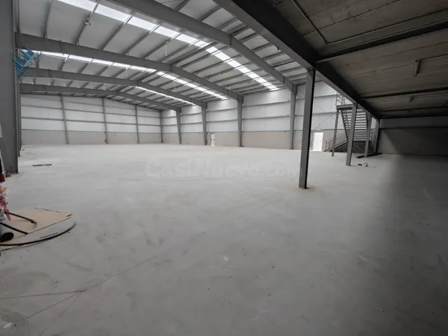 NAVE INDUSTRIAL NUEVA A ESTRENAR EN LOECHES – 1.340 m2 CONST - foto 5