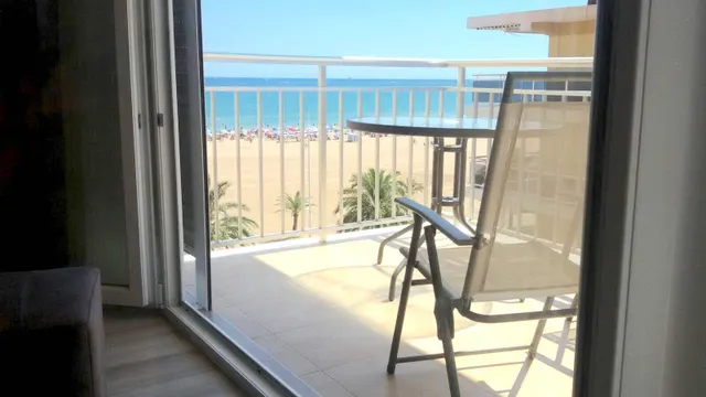 APARTAMENTO EN 1ERA. LINEA DE PLAYA DE GANDIA CON VISTAS AL MAR, Y GARAJE INCLUIDO — 38