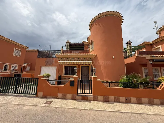 Chalet en Orihuela Costa