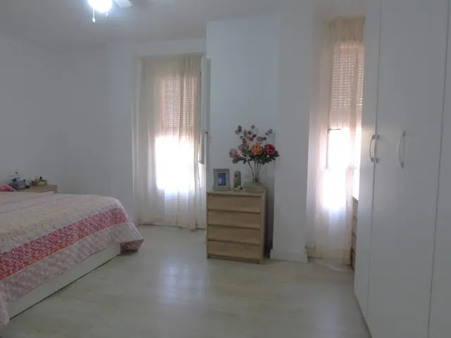 Vivienda con ascensor muy luminosa — 10