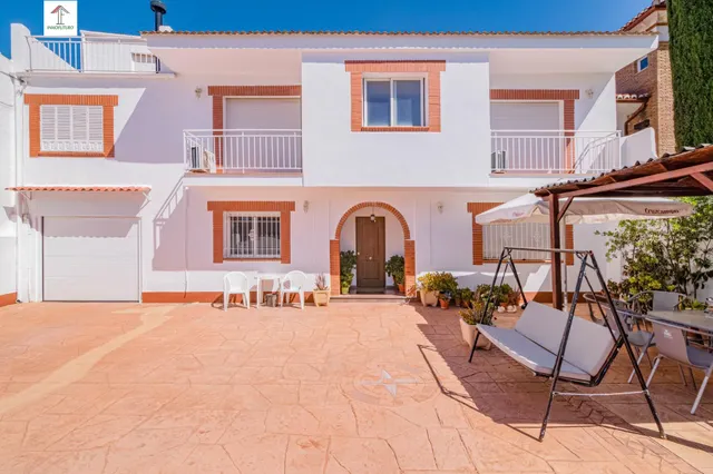 CASA EN OGIJARES — 7