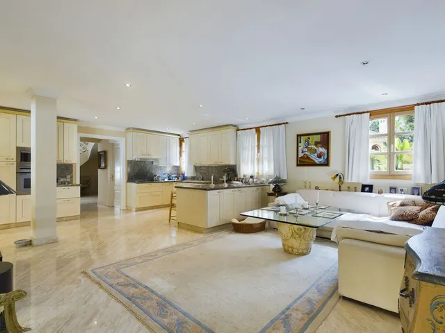 Chalet 4 habitaciones 508m² en venta - Marbella — 8