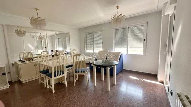 SE ALQUILA PISO SIN AMUEBLAR EN EL CENTRO DE ASPE — 12