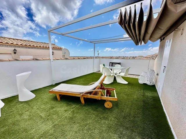 Atico con solarium privado en Punta Prima