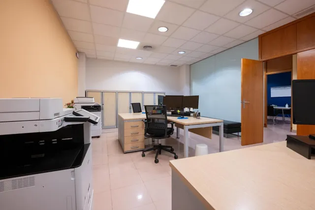 OFICINA - MATARÓ (CENTRE) — 31