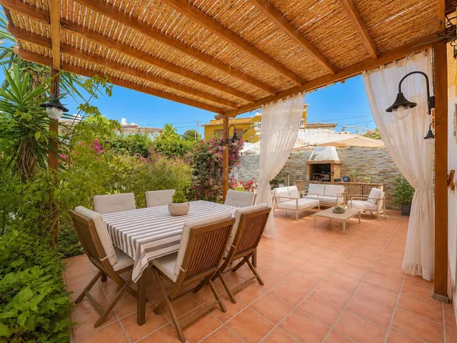 CASA TRES VIENTOS CON JARDÍN Y PISCINA EN SANT PERE DE RIBES - foto 2