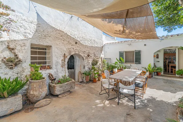 Finca rústica con viñedos y chalet tradicional en Mahón. — 4