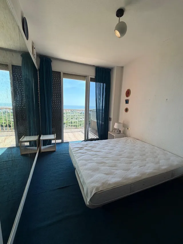 Duplex con dos terrazas y vistas al mar — 28