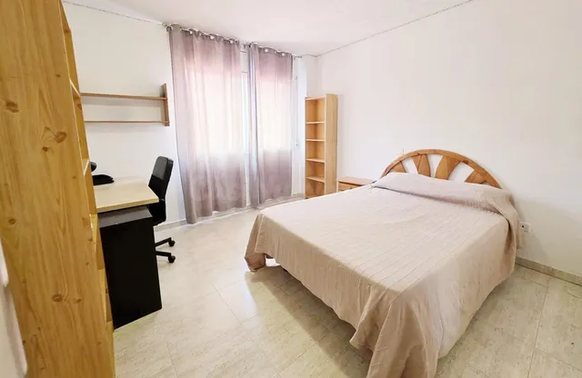 ¡CHICAS ESTUDIANTES! PISO DE TRES habitaciones EN ALQUILER, CON PLAZA DE GARAJE EN VILLANUEVA DE LA CAÑADA — 8