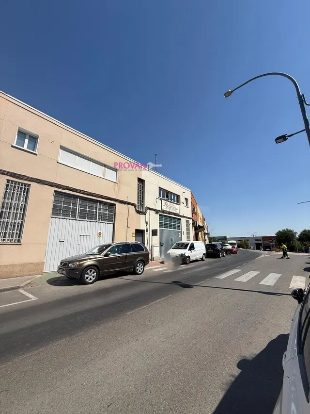 NAVE INDUSTRIAL DE 602 M2  EN TORREJON DE ARDOZ — 5