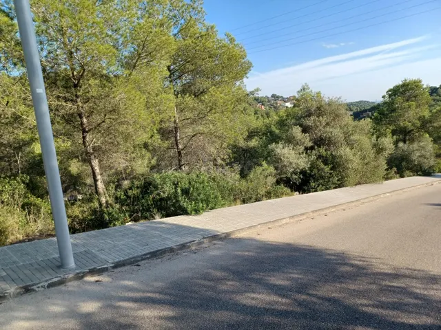 Terreno urbano edificable en venta de 1287 m2 en CASTELLET I - foto 2