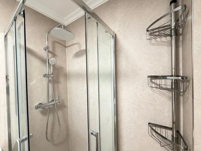 REFORMADO APARTAMENTO A 250 METROS DE PLAYA DE LOS LOCOS CON 1 DORM. Y CON SUPERFICIE DE 44 M2. — 25