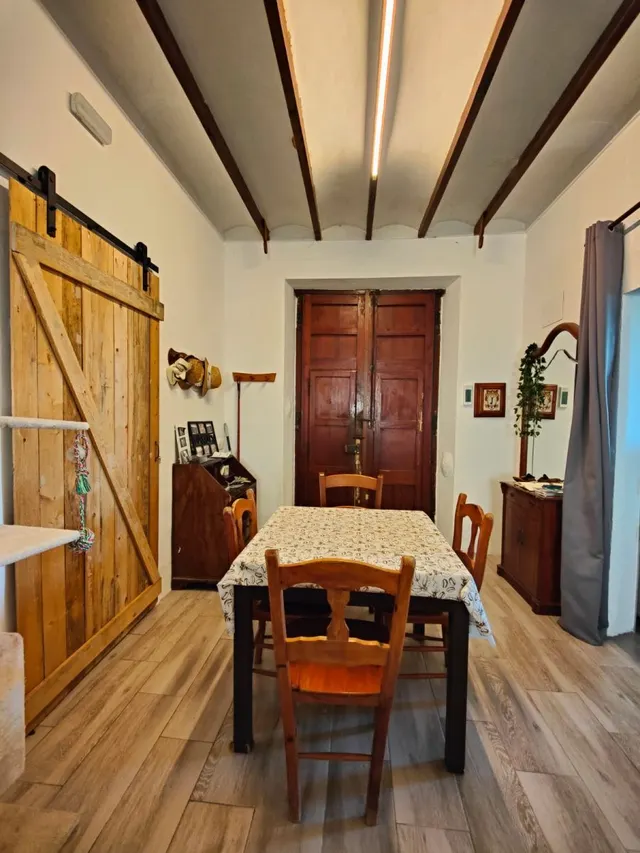 Parcela de 12.137 m2 con casa rústica habitable y bonitas vistas al mar y al Peñón de Ifach  - Benissa — 4