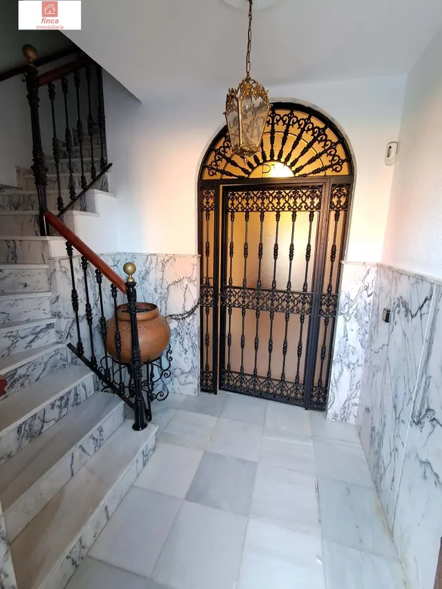 SE VENDE VIVIENDA DOBLE EN MONTIJO, ZONA CENTRO, PLAZA SANTA - foto 4