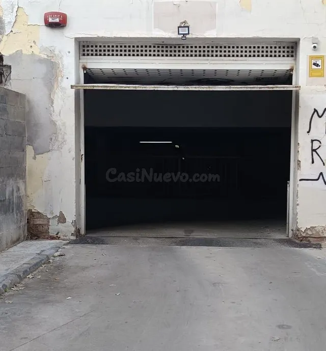 🅿️ Plaza de parking doble en zona Carrilet – amplia, segura  - foto 4