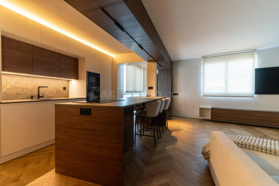 Exclusivo Piso de Lujo en el Corazón de Zaragoza