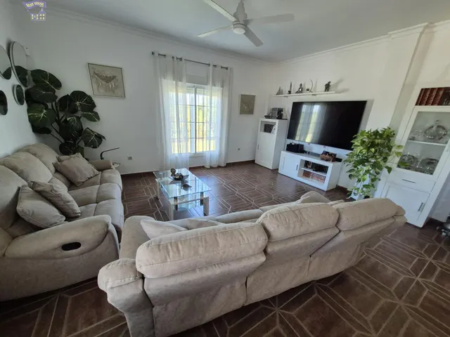 SE VENDE ESTUPENDO CHALET EN ARCOS DE LA FRONTERA (CARRETERA ARCOS - EL BOSQUE) — 6