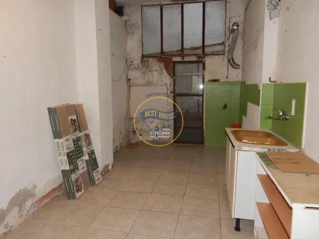 ESPACIOSO LOCAL CENTRICO EN ONTINYENT — 13
