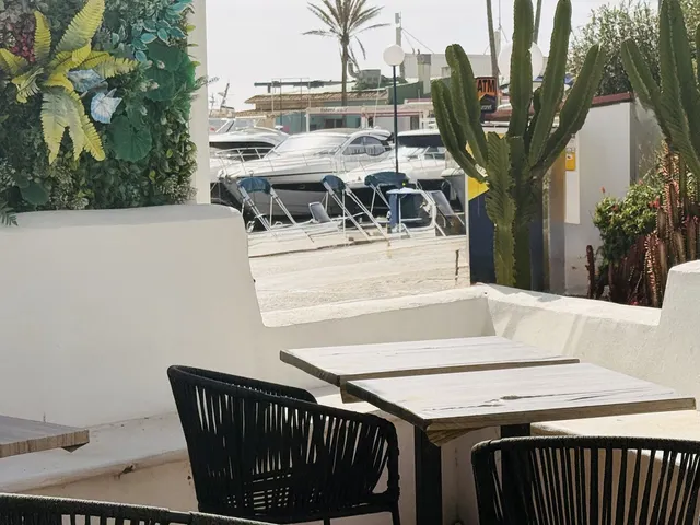 Restaurante 150m² en venta - Marbella — 7