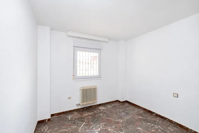 Casa adosada en Los REBITES - Huetor Vega. Con piscina privada. — 46