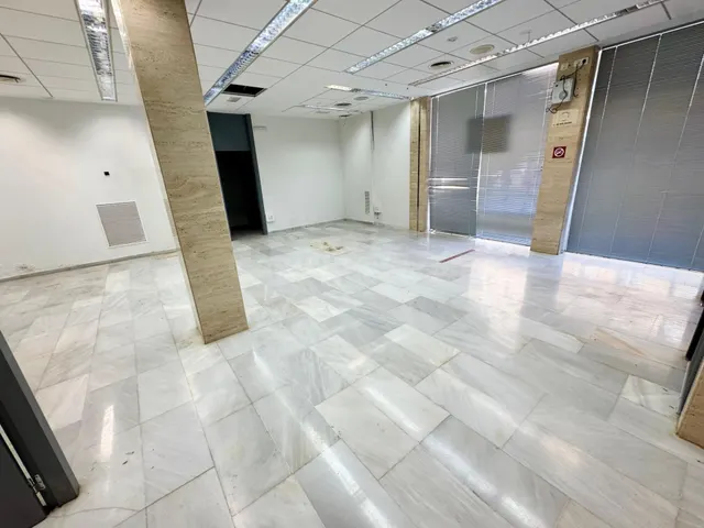 Local comercial en el centro. - foto 5