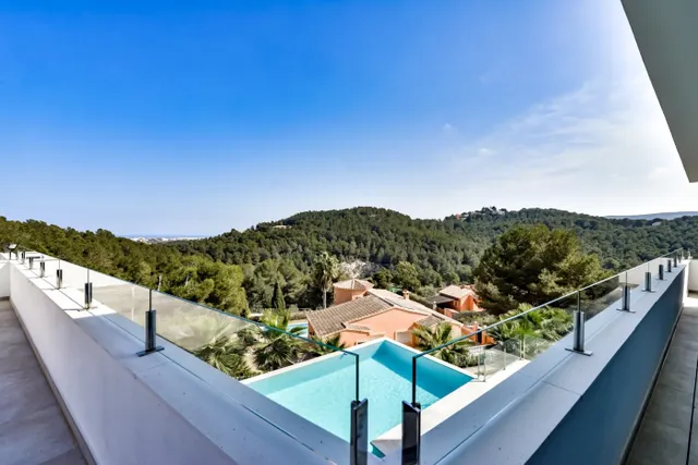 Impresionante villa moderna en una ubicación privilegiada con vistas al mar — 9