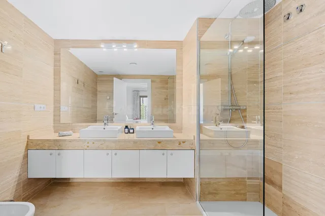 Apartamento en Venta en Benahavis Málaga — 15