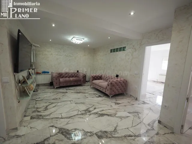 *Espectacular vivienda semiamueblada y lista para entrar a v