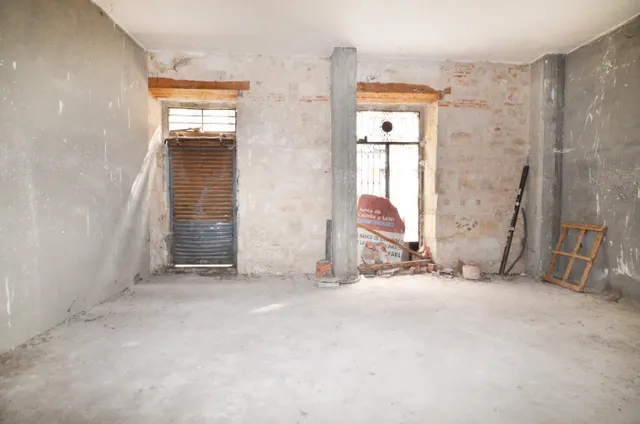 Urbis te ofrece un local en zona Centro, Salamanca. — 32