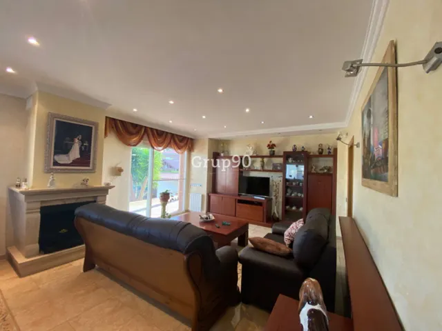 Espectacular chalet en la mejor zona del municipio — 10