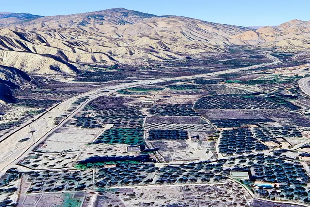 Terreno con Cortijo en Alsodux — 19