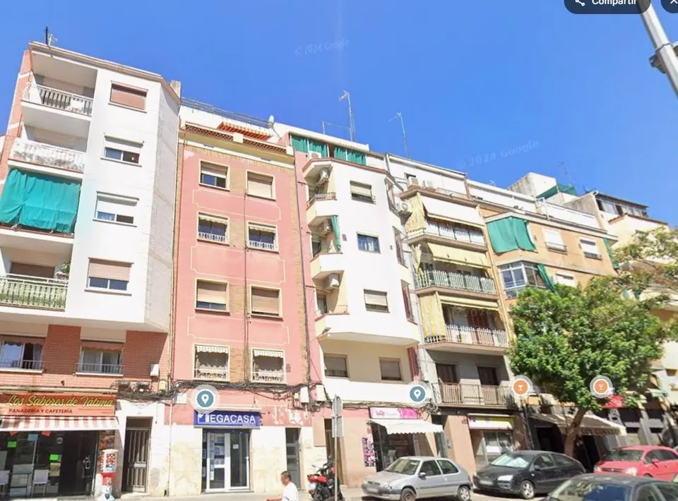 PISO EN L'HOSPITALET DE LLOBREGAT