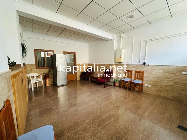 Casa a la venta en La Pobla del Duc (Valencia) — 46