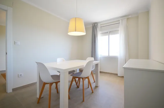 Piso reformado con terraza y vistas al mar junto a la estación de tren de Tarragona — 22