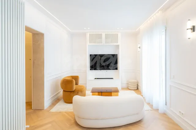 Vivienda de Autor Donde la Luz y la Armonía Son Protagonista - foto 5