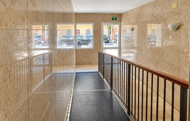 Amplio piso en Fuengirola – excelente ubicación a un paso del centro — 20