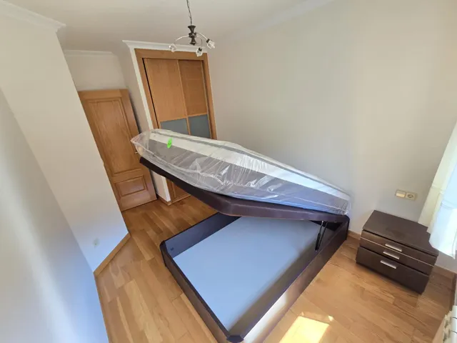 VIVIENDA IMPECABLE CON GARAJE Y BODEGA — 28