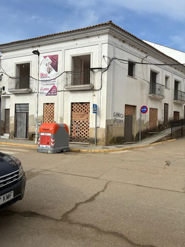 LOCAL EN VENTA BEAS - foto 2